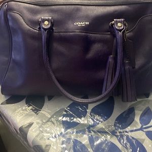 Vintage classic coach purple colored no ribs no holes in perfect condition